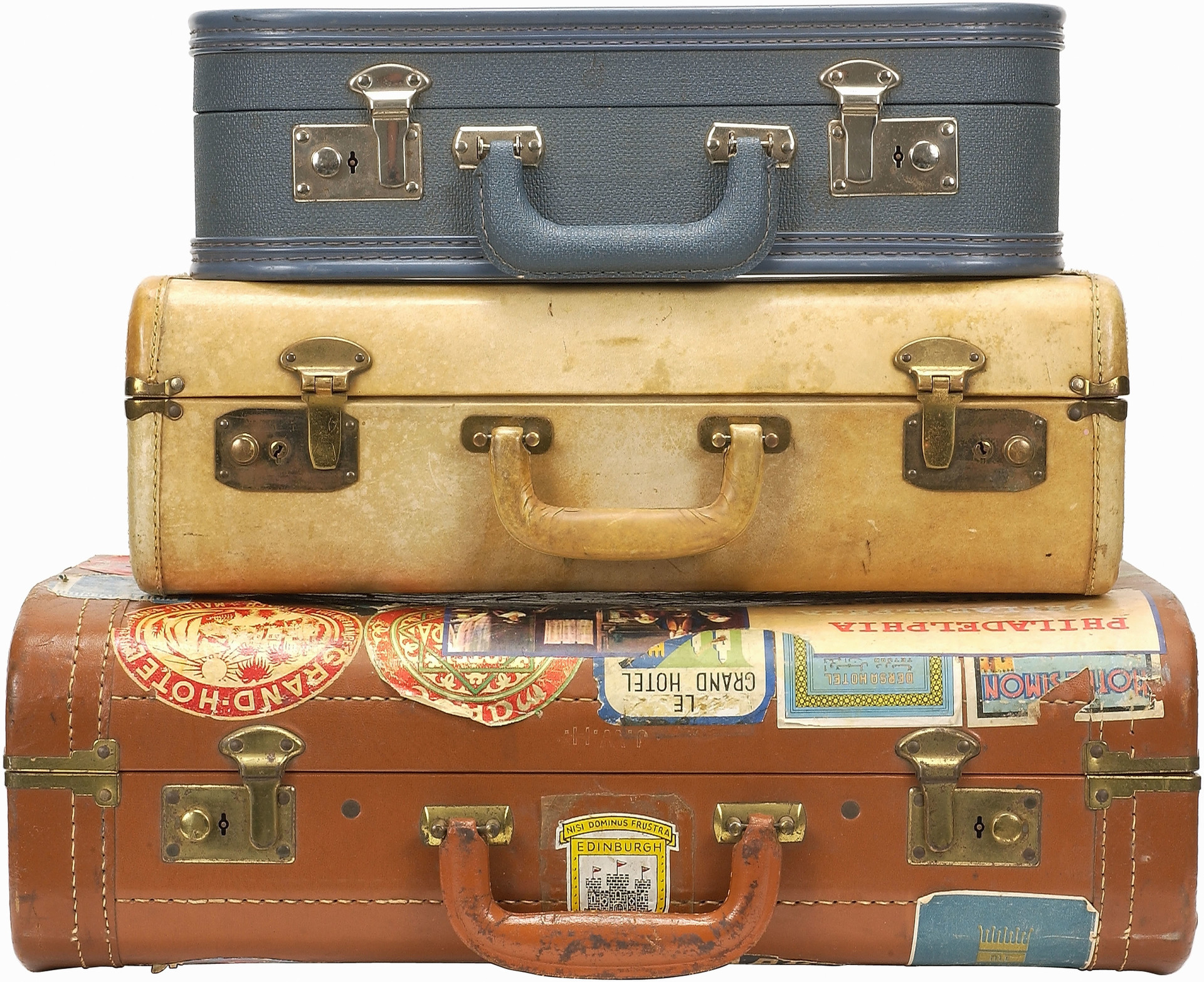 Trois valises empilées